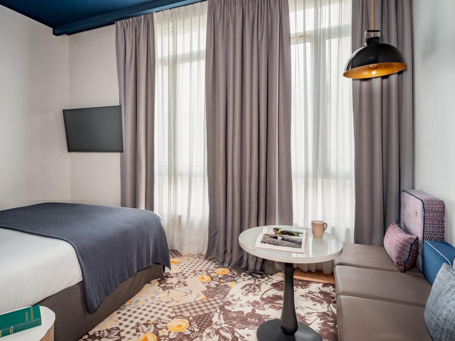 Hotel Belleval Paris Bagian luar foto