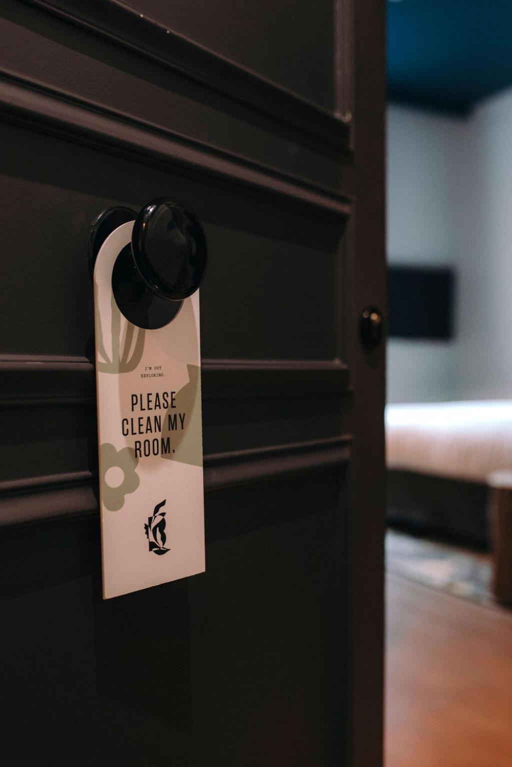Hotel Belleval Paris Bagian luar foto